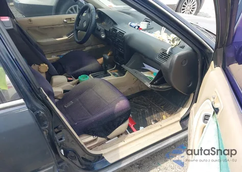 1990 Honda Accord Ex/Ex-R from USA, damaged, VIN 1HGCB7661LA165938